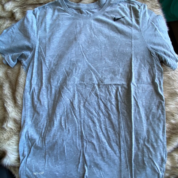 Nike Dri-fit Tee - Picture 3 of 4